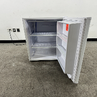 Thermo Scientific Undercounter Freezer image 2